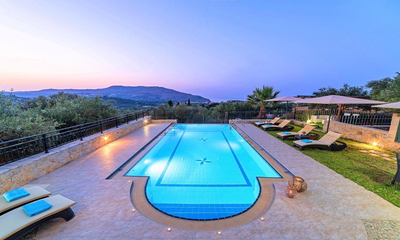 Villa Stelios Private Pool ゲオルギオポリス エクステリア 写真