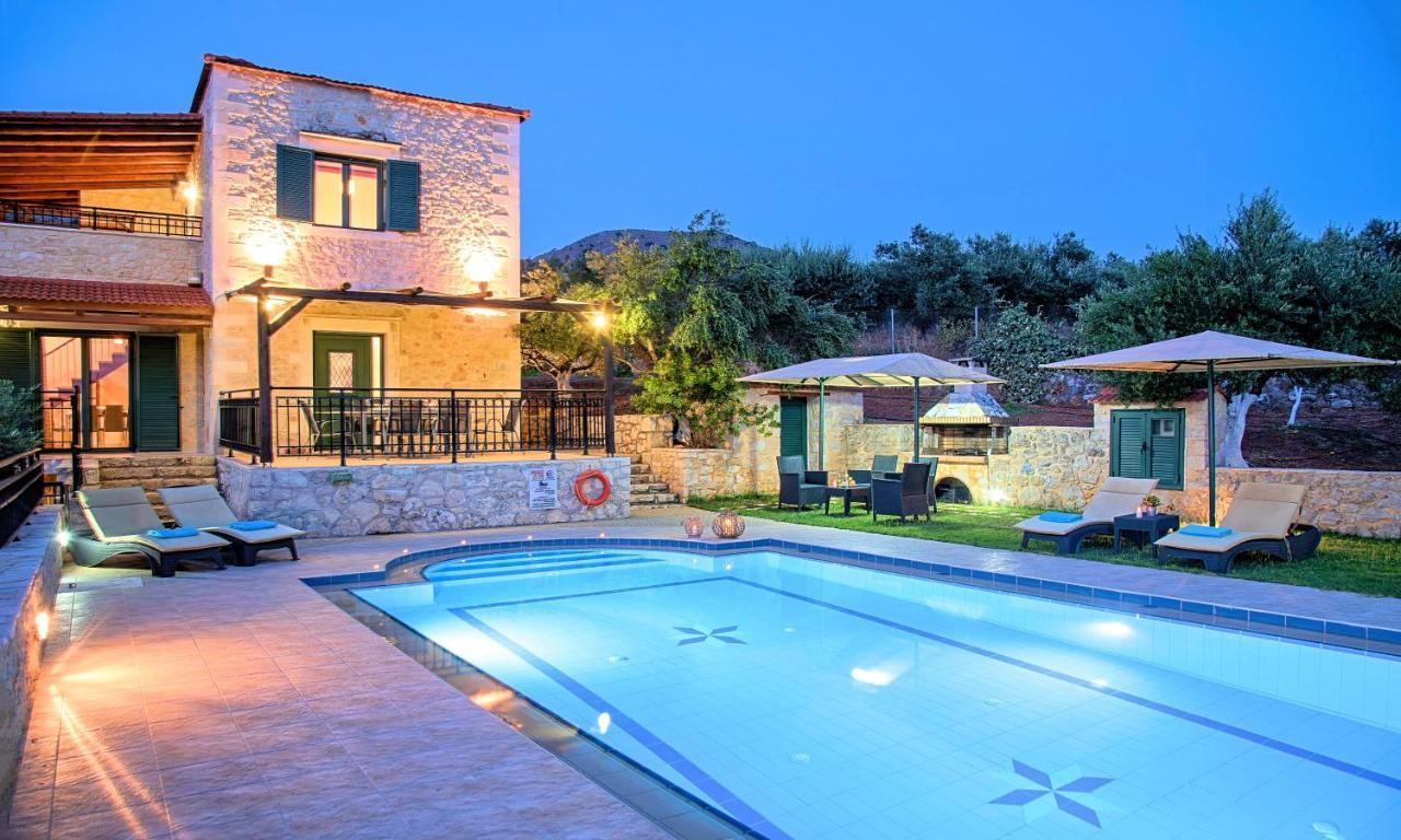 Villa Stelios Private Pool ゲオルギオポリス エクステリア 写真